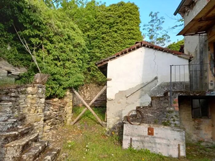 Casa trilocale in vendita in Sp, Bettola