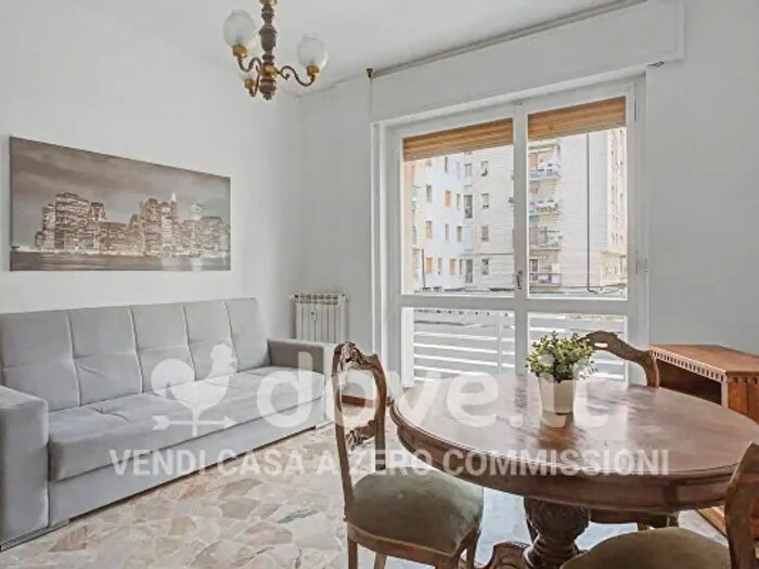 Appartamento bilocale in vendita in Via Montello, Brescia