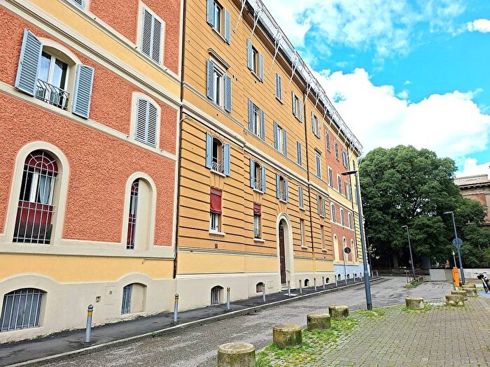 Appartamento quadrilocale in affitto in Saragozza dentro le Mura, Bologna