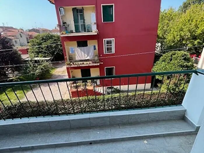 Appartamento bilocale in vendita in Via Montefiorino, Ferrara
