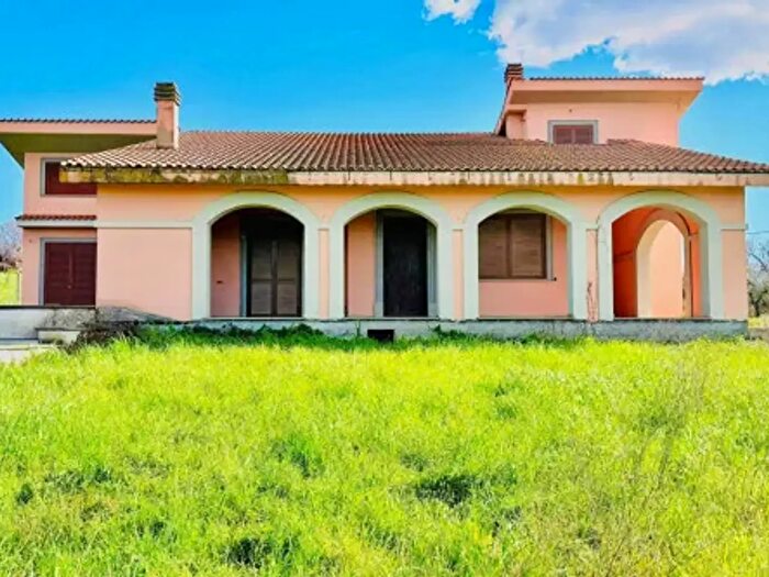 Casa quadrilocale in vendita in Via Po, Roma