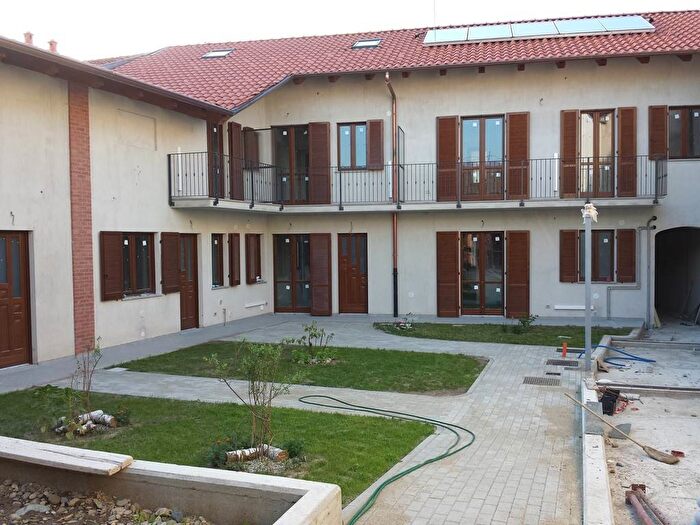 Appartamento bilocale in affitto in Via Circonvallazione, Volpiano