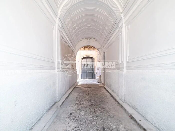 Appartamento quadrilocale in vendita in Via Guglielmo Oberdan, Catania