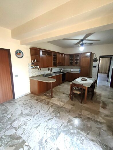 Appartamento trilocale in affitto in Bova Marina