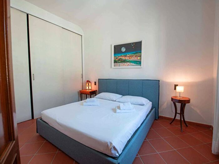 Appartamento bilocale in affitto in Via dei Vanni, Ponte alla Vittoria, Firenze