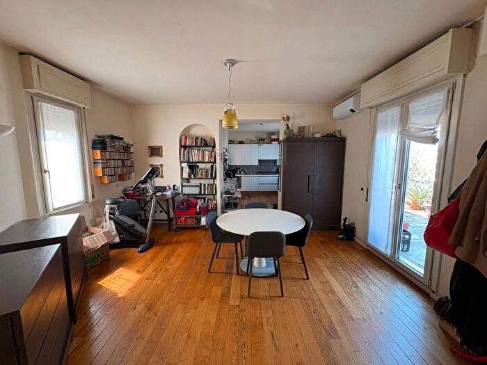 Appartamento quadrilocale in affitto in Via Augusto Anfossi, Montenero, Milano