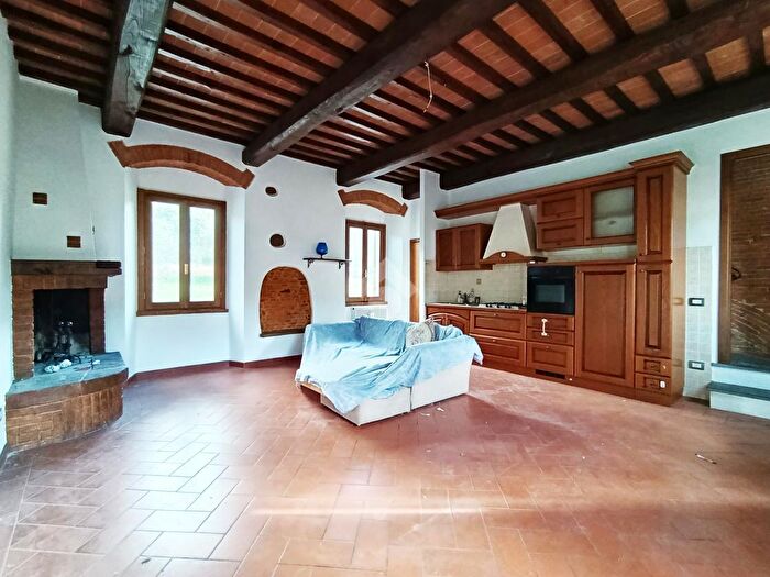 Casa quadrilocale in vendita in Via Marlianese, Serravalle Pistoiese