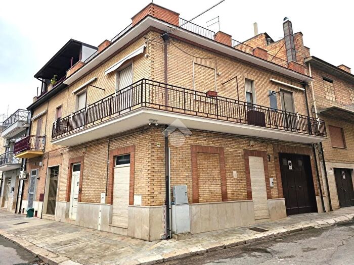 Casa trilocale in vendita in Via Palmiro Togliatti, Torremaggiore