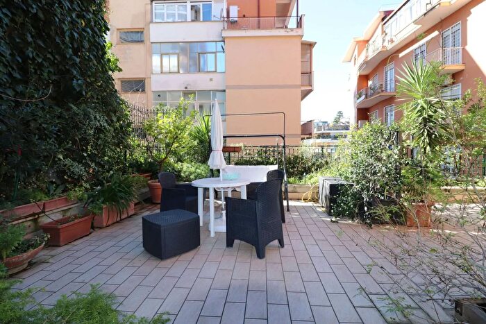 Appartamento quadrilocale in vendita in Via Rodolfo Benini Roma, Roma