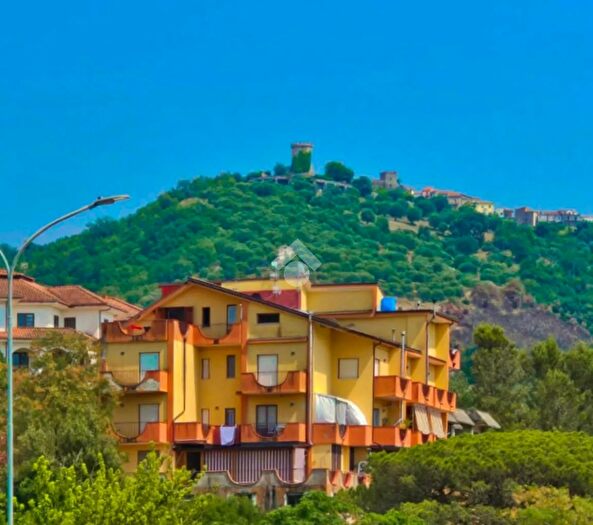 Appartamento con 5 locali in vendita in Via delle Ginestre, Casal Velino