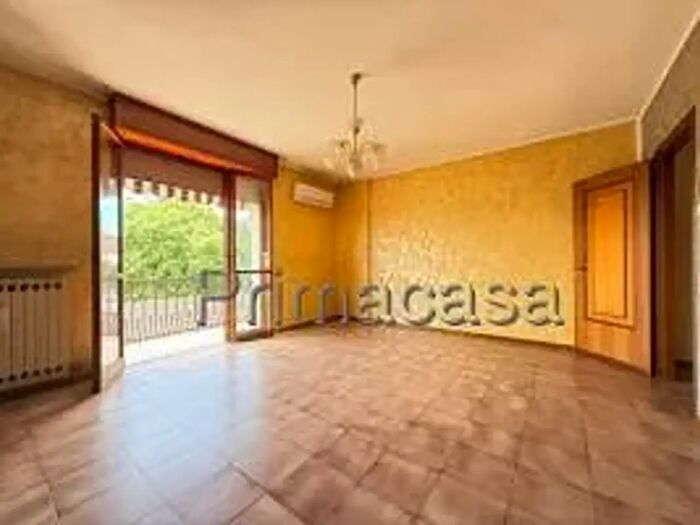 Appartamento trilocale in vendita in Corso della Vittoria, Legnago