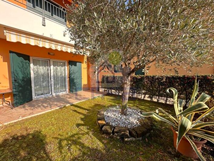 Appartamento bilocale in vendita in Via Lazzarini, Sirmione