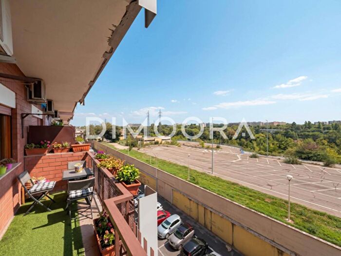 Appartamento trilocale in affitto in Via Pisino, Villa Gordiani, Roma