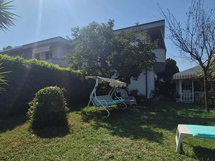 Appartamento quadrilocale in vendita in Massa