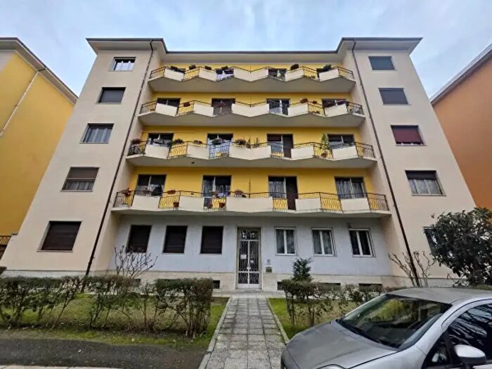 Appartamento quadrilocale in vendita in Viale della Rimembranza, Vercelli