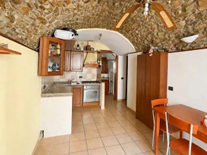 Appartamento trilocale in vendita in Via Soprana, Soldano