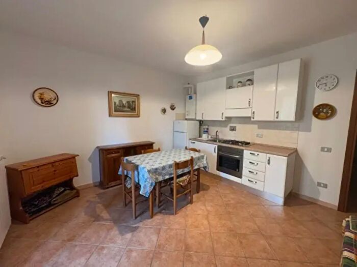 Appartamento bilocale in vendita in Via Montanara, Cecina