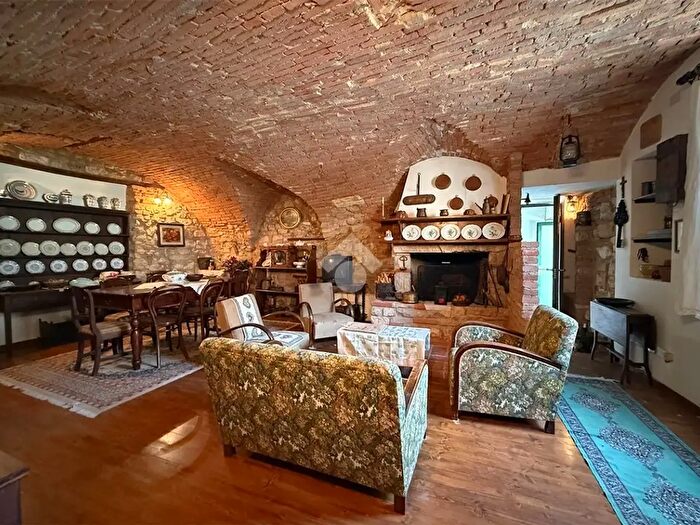 Casa con 10 locali in vendita in Via Santa Croce, Gussago