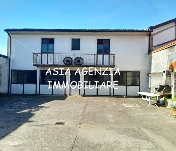 Casa con 5 locali in vendita in Via Baldassi, Borgo San Giacomo