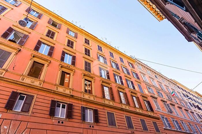 Appartamento monolocale in vendita in Via Agostino Bertani, Roma