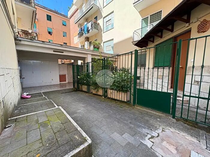 Appartamento monolocale in vendita in Via del Trullo, Roma