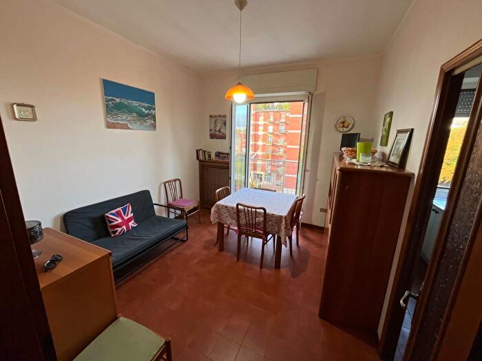 Appartamento bilocale in affitto in Via Pellegrino Rossi, Affori, Milano