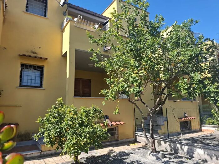 Casa con 5 locali in vendita in Via degli Olmi, Anzio