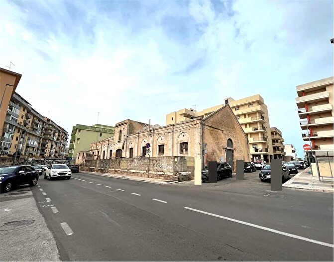 Casa con 10 locali in vendita in Via Provinciale San Vito Brindisi, Brindisi