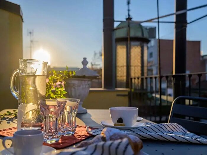 Appartamento monolocale in affitto in Via Gesù, Milano