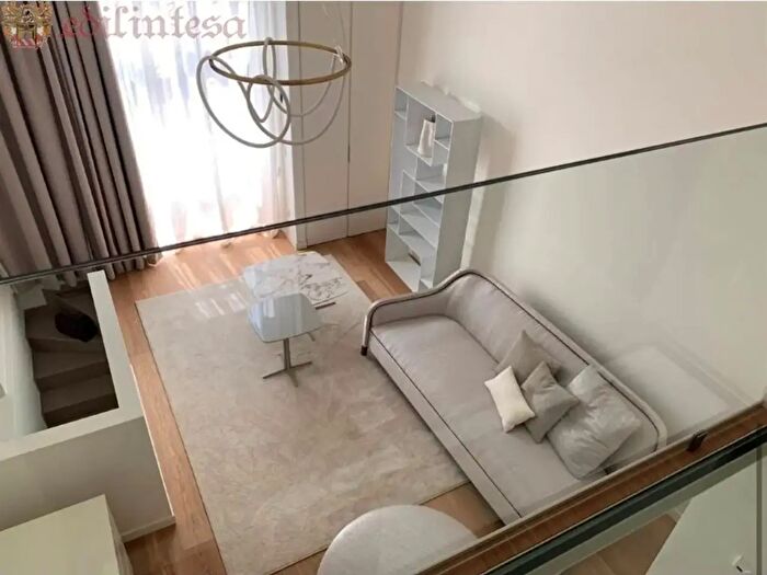 Appartamento trilocale in affitto in Via Fabio Filzi, Milano