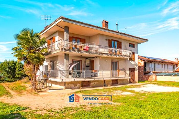 Appartamento quadrilocale in vendita in Via Bealotto, Busca