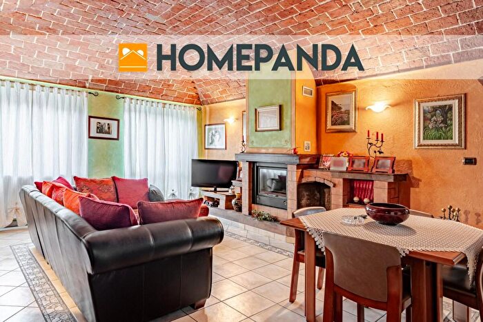 Casa con 5 locali in vendita in Via Circonvallazione, Brusasco