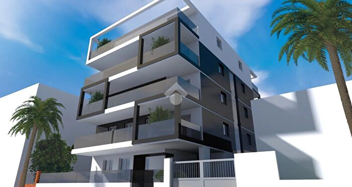 Casa con 15 locali in vendita in Via della Libertà, Ortona