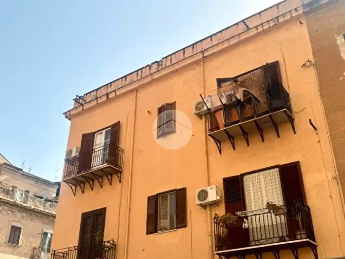 Appartamento quadrilocale in vendita in Via Polara, Palermo
