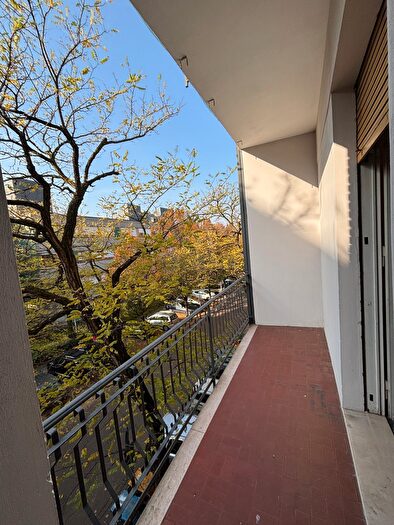 Appartamento con 6 locali in vendita in Via E Morselli, Modena