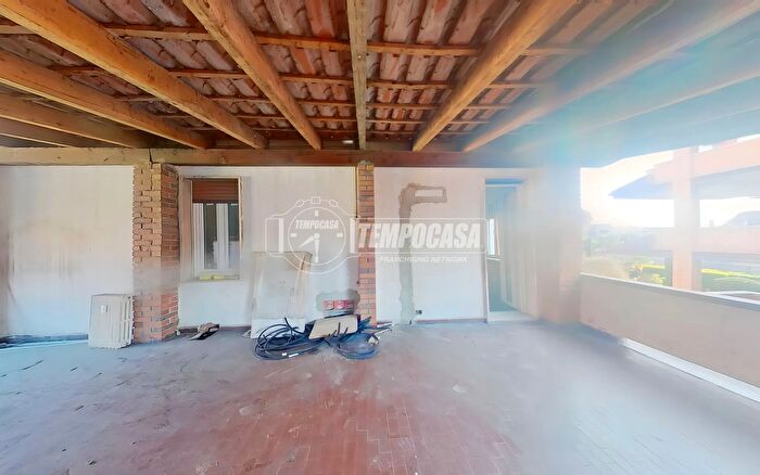 Appartamento bilocale in vendita in Via Bernina, Seregno