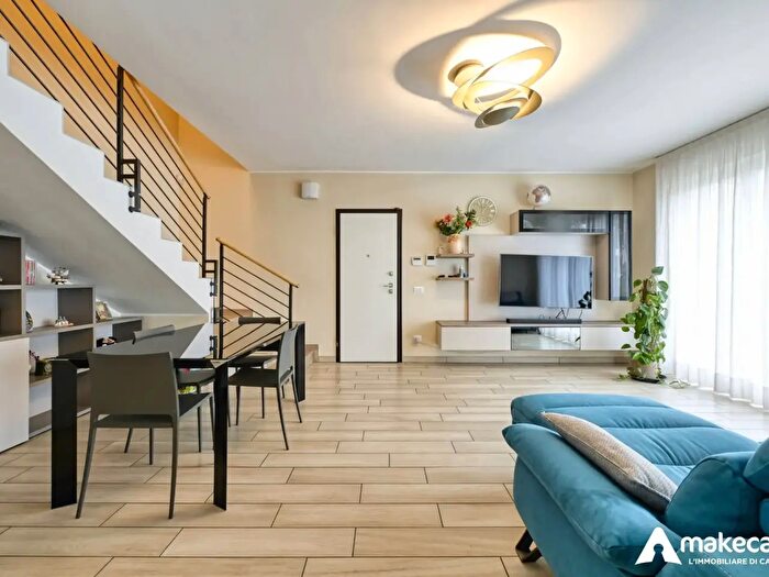 Casa quadrilocale in vendita in Via Frignati, San Zenone Al Lambro