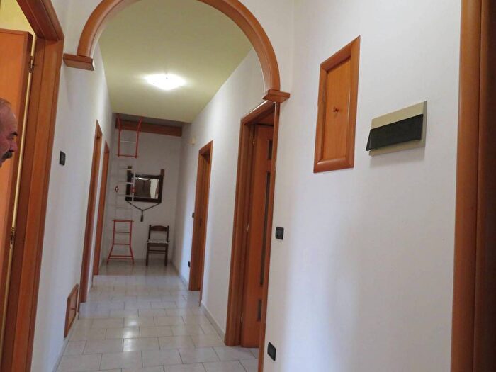 Appartamento quadrilocale in affitto in Piazza Ugo Foscolo, San Ciro Stadio, Foggia
