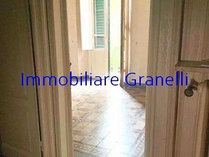 Appartamento trilocale in vendita in Firenze