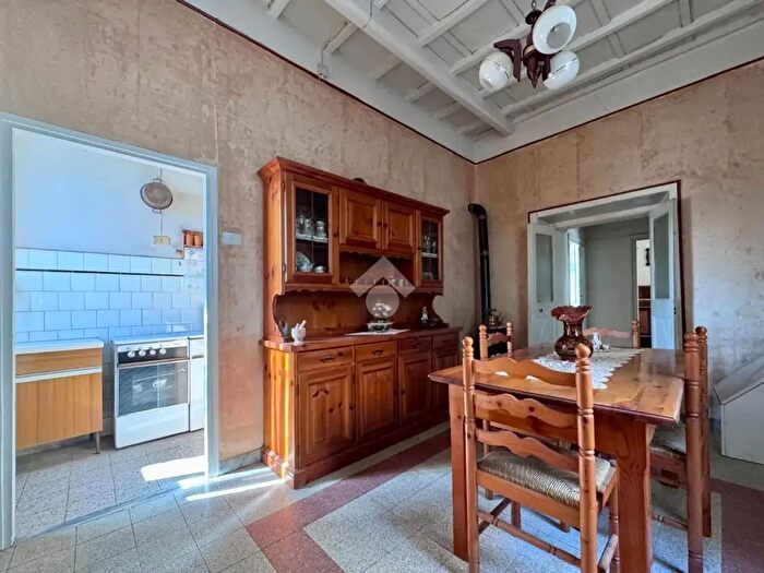 Appartamento quadrilocale in vendita in Via SantEgidio, Caprarola