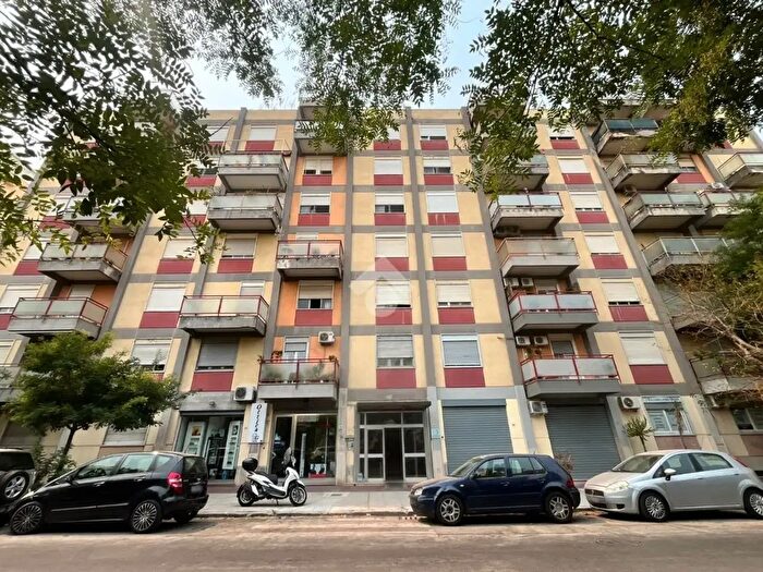 Appartamento quadrilocale in vendita in Via Gino Marinuzzi, Palermo