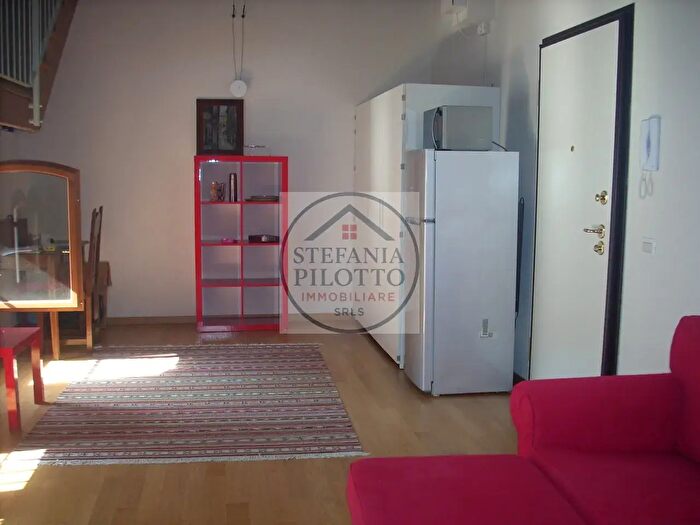 Appartamento trilocale in affitto in Piazza delle Erbe, Padova