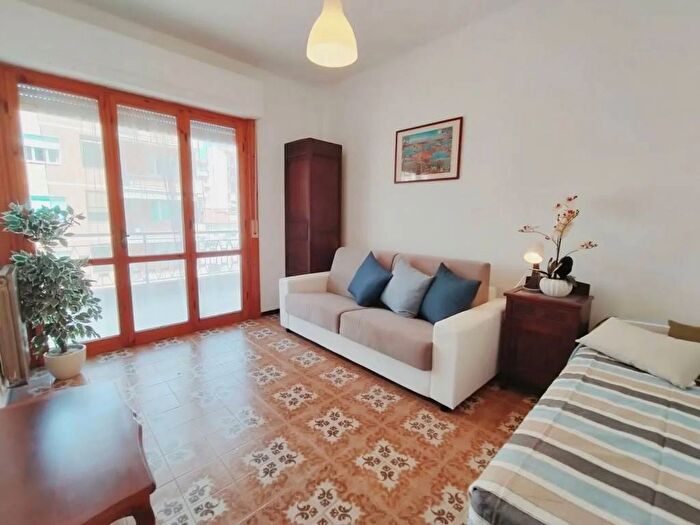 Appartamento quadrilocale in affitto in Via Rapisardi, Zona Nuova Pratoranieri, Follonica