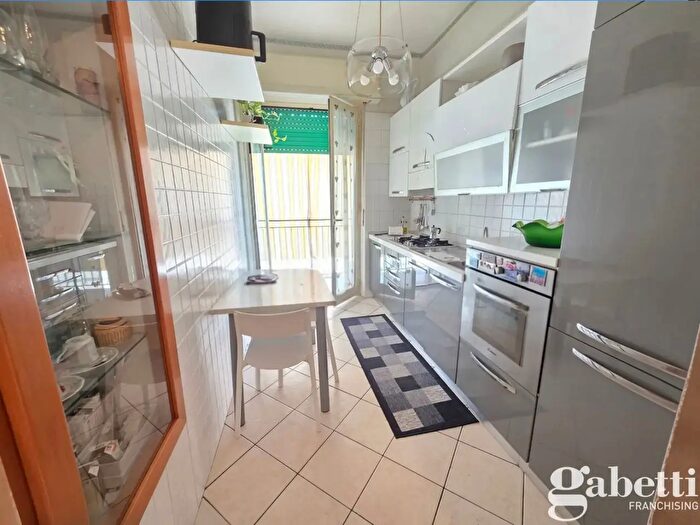 Appartamento trilocale in vendita in Via Olbia, Pomigliano DArco