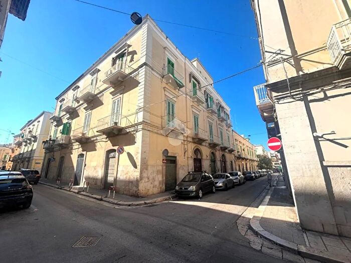 Appartamento quadrilocale in vendita in Via Bettino Ricasoli, Molfetta