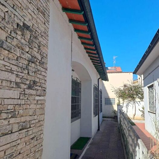 Casa quadrilocale in vendita in Via Giovanni Pacoli, Viareggio