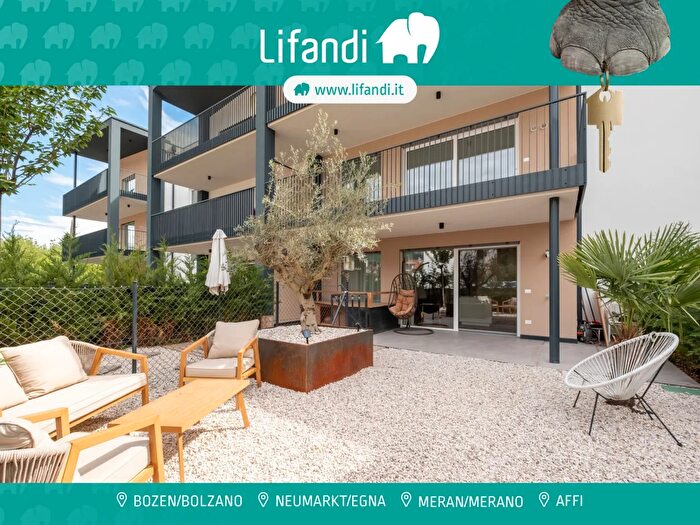 Appartamento trilocale in vendita in Romstraße, Egna