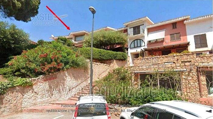 Appartamento trilocale in vendita in Via Orsa Maggiore, Olbia