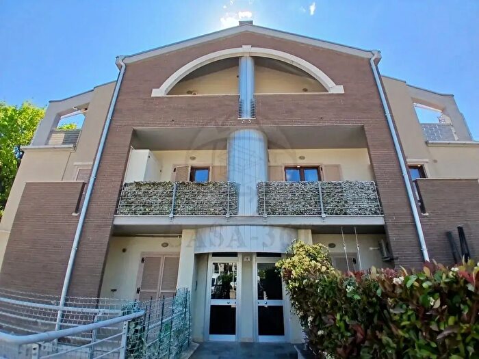 Appartamento trilocale in vendita in Via Carnano, Terni