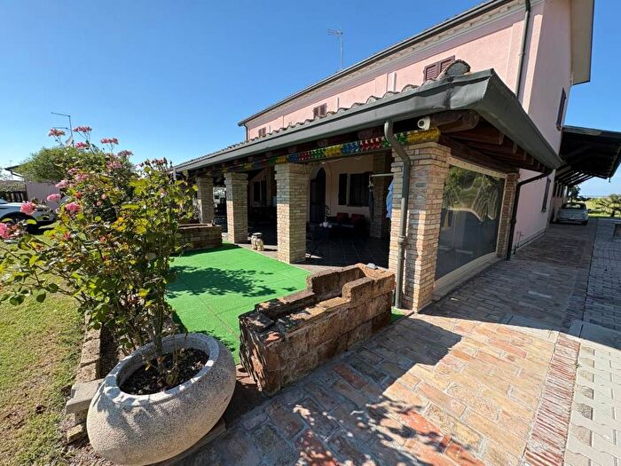 Casa con 6 locali in affitto in Castiglione Villa Inferno Montaletto, Cervia
